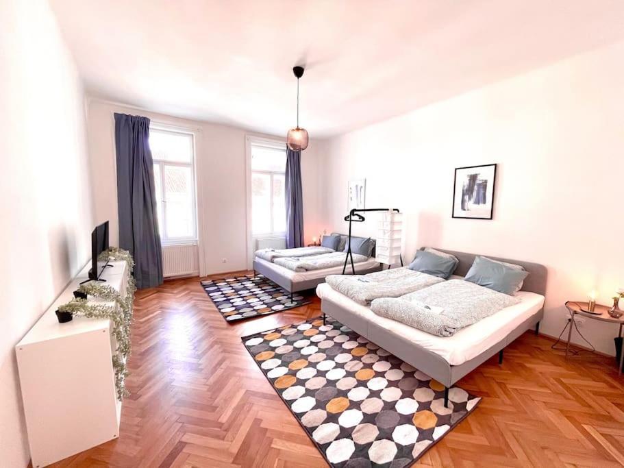 Brand New Spacious & Stylish Aptmt In City-Centre Відень Екстер'єр фото