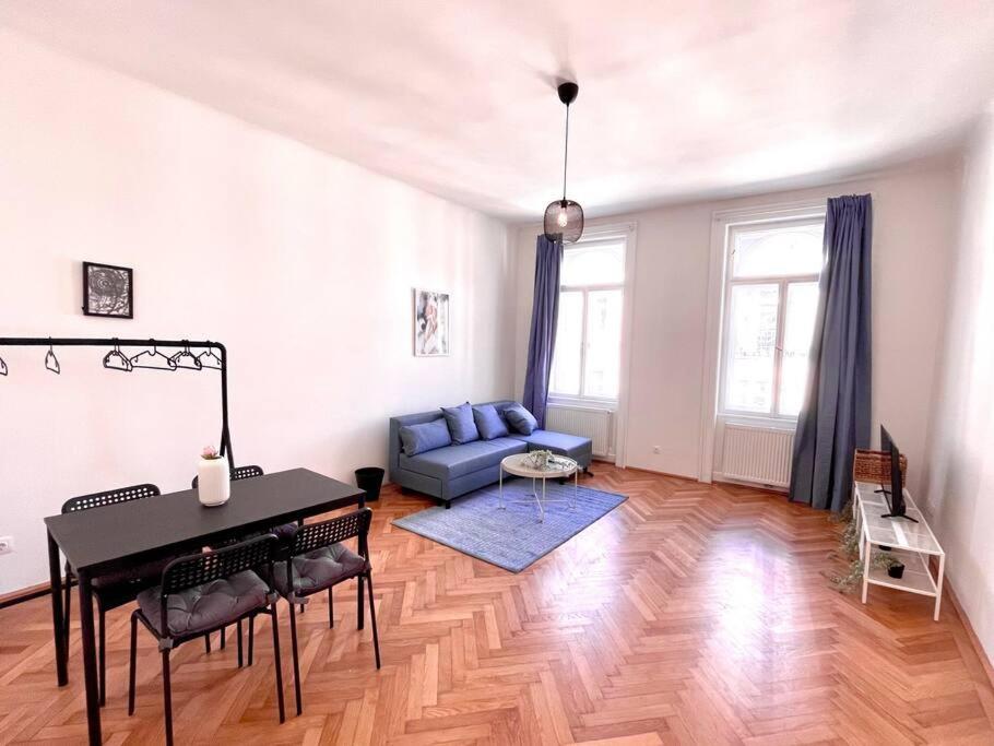 Brand New Spacious & Stylish Aptmt In City-Centre Відень Екстер'єр фото