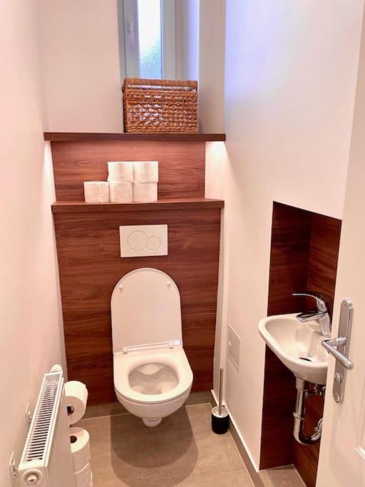 Brand New Spacious & Stylish Aptmt In City-Centre Відень Екстер'єр фото